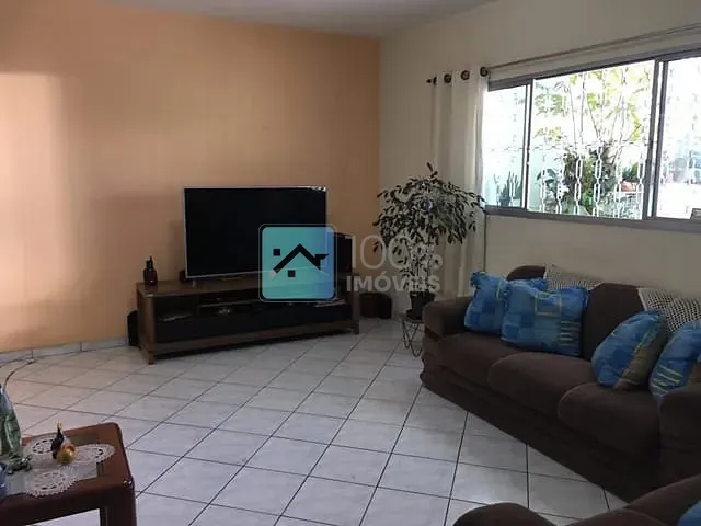 Casa com 188m² 2 quartos e 1 banheiro, à venda, no bairro Jardim das Industrias em São José dos Campos