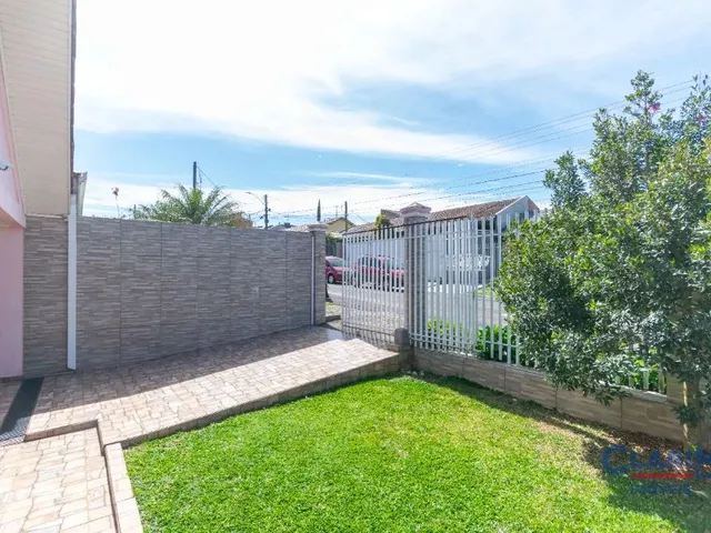 Casa 2 quartos e 3 banheiros, à venda, no bairro Vila Bancária em Campo Largo