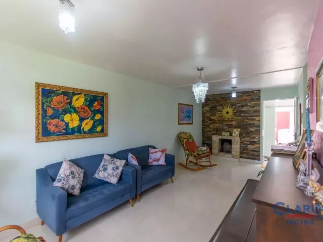 Casa 2 quartos e 3 banheiros, à venda, no bairro Vila Bancária em Campo Largo