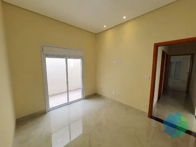 Casa com 232m² 3 quartos e 2 banheiros, à venda, no bairro Loteamento Terras de São Pedro e São Paulo em Salto