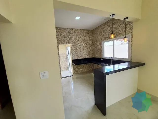 Casa com 232m² 3 quartos e 2 banheiros, à venda, no bairro Loteamento Terras de São Pedro e São Paulo em Salto