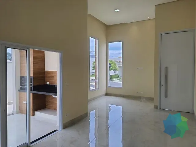 Casa com 232m² 3 quartos e 2 banheiros, à venda, no bairro Loteamento Terras de São Pedro e São Paulo em Salto