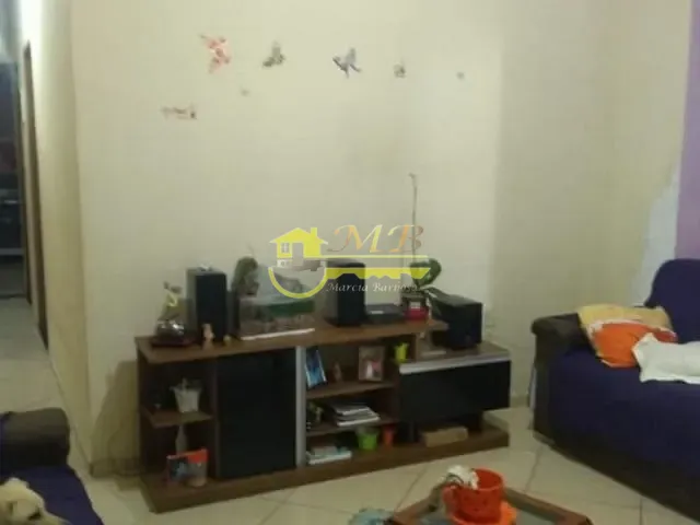Casa com 410m² 2 quartos e 1 banheiro, à venda, no bairro Vila Aeroporto em Campinas