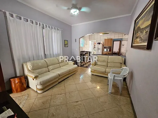 Casa 3 quartos e 1 banheiro, à venda, no bairro Canto do Forte em Praia Grande