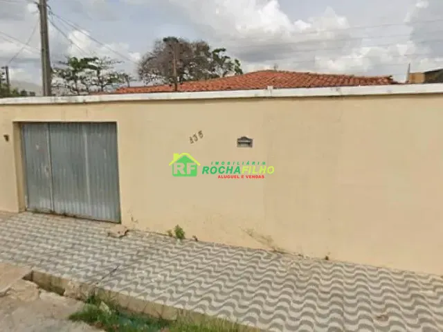 Casa com 274m² 4 quartos e 1 banheiro, para alugar, no bairro Vermelha em Teresina