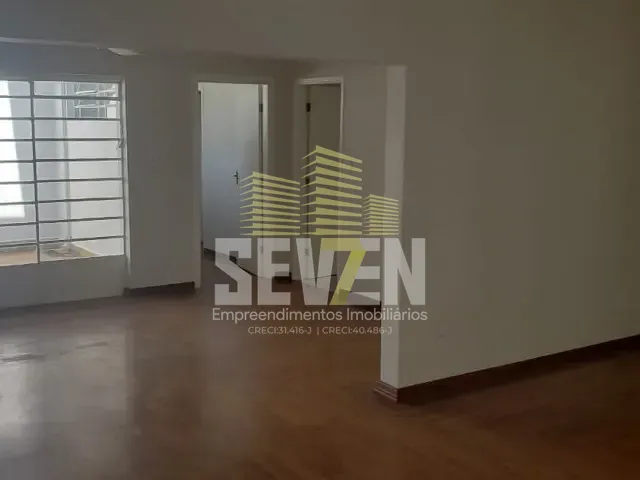 Casa com 363m² 5 quartos e 3 banheiros, à venda, no bairro Vila Noemy em Bauru