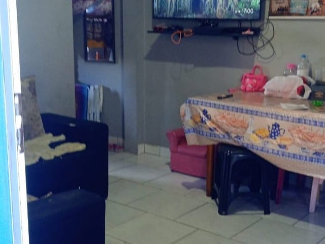 Casa com 110m² 2 quartos e 1 banheiro, à venda, no bairro Três Vendas em Pelotas