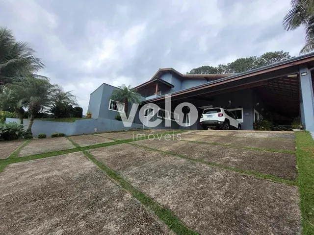 Casa com 2000m² 4 quartos e 6 banheiros, à venda, no bairro Chácaras Cataguá em Taubaté
