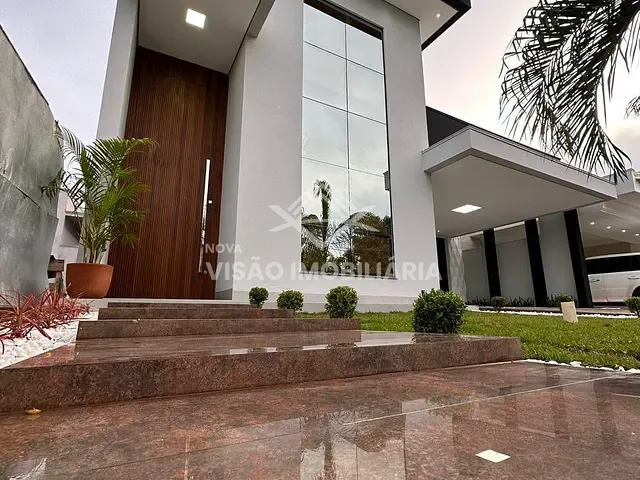 Casa 3 quartos e 1 banheiro, à venda ou para alugar, no bairro portal da mata em Sinop