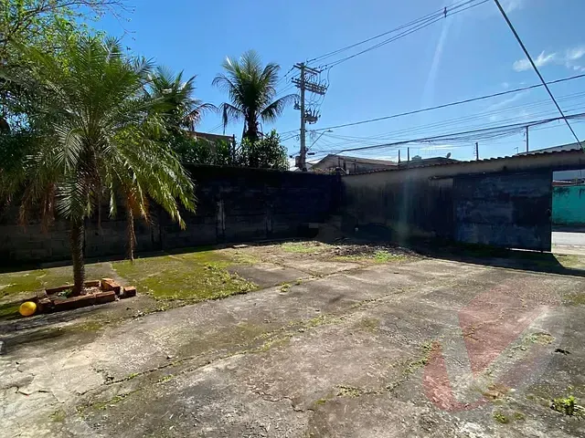 Casa com 206m² 3 quartos e 2 banheiros, à venda, no bairro Esmeralda em Praia Grande