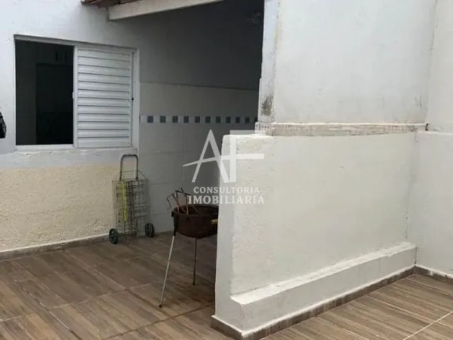 Casa com 125m² 2 quartos e 1 banheiro, à venda, no bairro Residencial Estoril em Taubaté