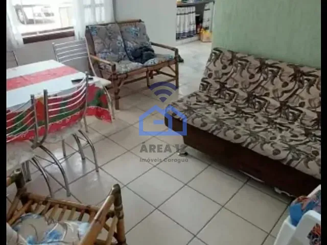 Casa com 300m² 2 quartos e 2 banheiros, à venda, no bairro Perequê Mirim em Caraguatatuba