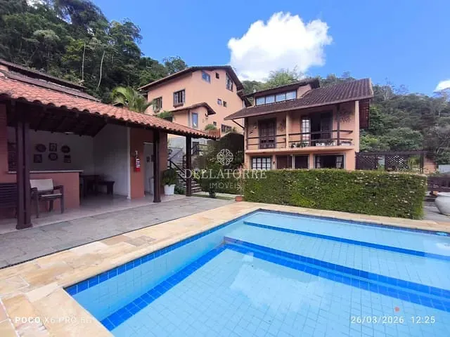 Casa 3 quartos e 3 banheiros, à venda, no bairro Carlos Guinle em Teresópolis