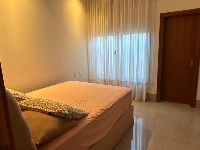 Casa com 537m² 4 quartos e 1 banheiro, à venda, no bairro Residencial Bella Suíça em Sinop