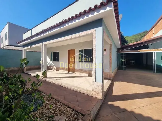 Casa 3 quartos e 3 banheiros, à venda, no bairro Retiro em Volta Redonda