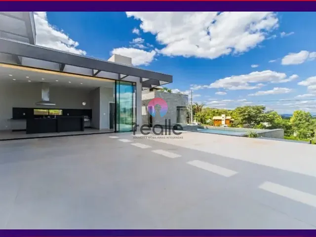 Casa com 1000m² 4 quartos e 5 banheiros, à venda, no bairro Gran Royalle em Lagoa Santa