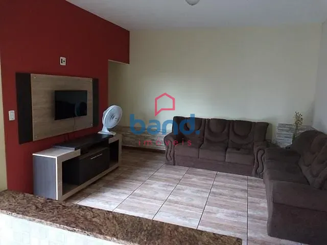 Casa com 250m² 3 quartos e 2 banheiros, à venda, no bairro Parque Residencial São Marcos em Porto Feliz