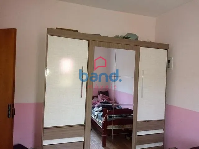 Casa com 250m² 3 quartos e 2 banheiros, à venda, no bairro Parque Residencial São Marcos em Porto Feliz