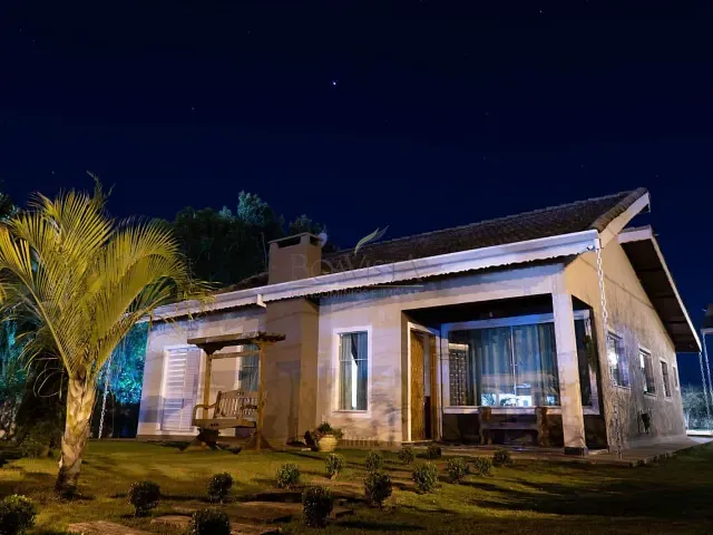Casa com 1000m² 3 quartos e 5 banheiros, à venda, no bairro Batatuba em Piracaia