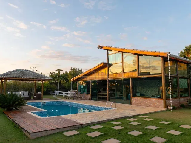 Casa com 1000m² 3 quartos e 5 banheiros, à venda, no bairro Batatuba em Piracaia