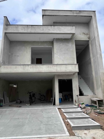 Casa 3 quartos e 5 banheiros, à venda, no bairro Cidade Jardim em Campos dos Goytacazes