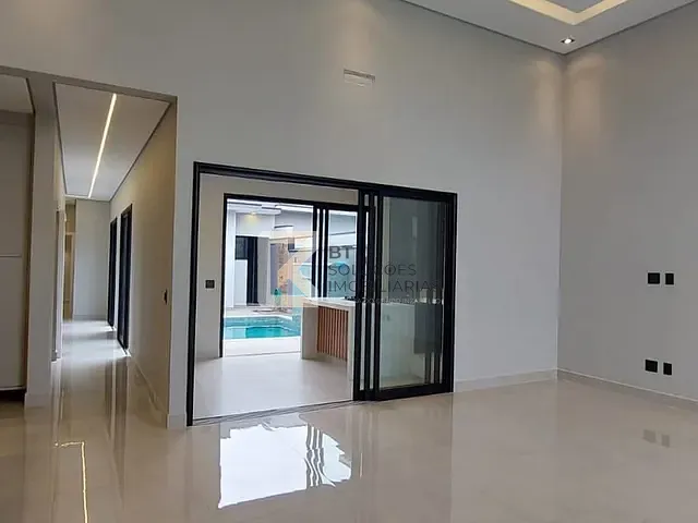 Casa com 300m² 3 quartos e 2 banheiros, à venda, no bairro Jardim Esplanada em Indaiatuba