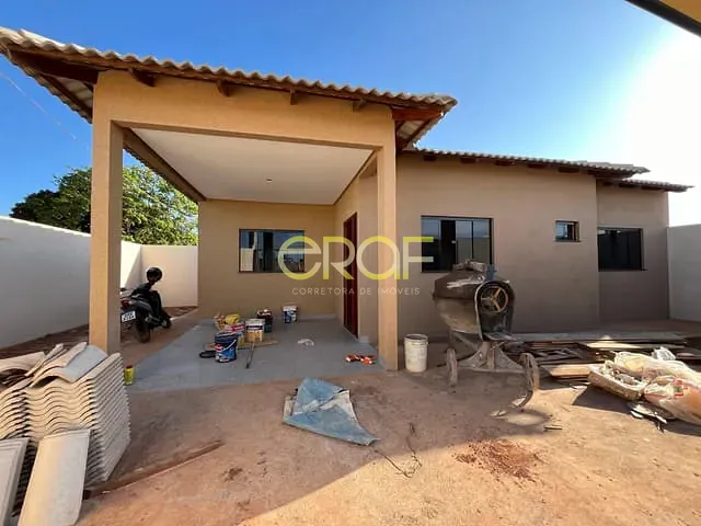 Casa 2 quartos e 2 banheiros, à venda, no bairro Parque da Colina I em Formosa