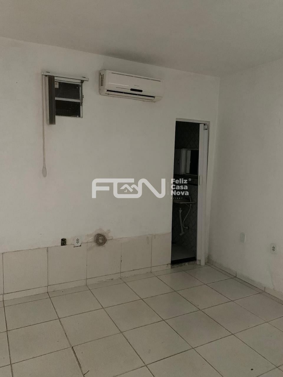 Casa à venda com 3 quartos, 59m² - Foto 5