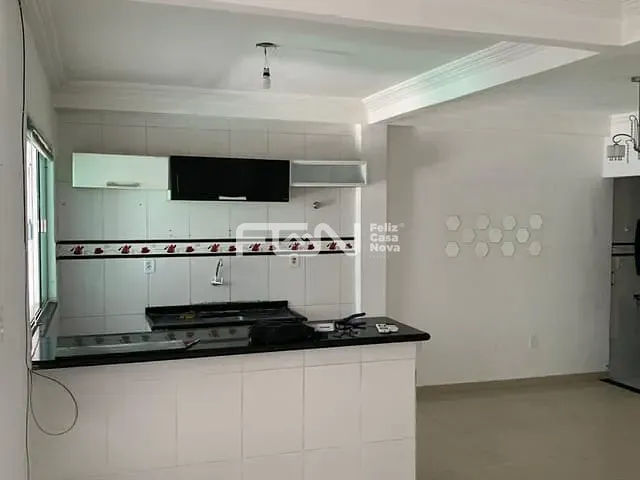 Casa com 120m² 3 quartos e 1 banheiro, à venda, no bairro Alto do Triângulo em Camaçari
