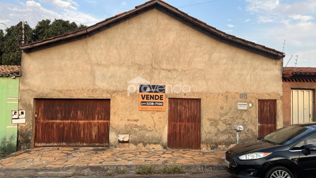 Casa, 3 quartos, 214 m² - Foto 1