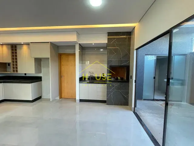 Casa com 206m² 3 quartos e 1 banheiro, à venda, no bairro Jardim Barcelona em Votuporanga