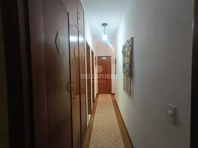 Casa com 458m² 4 quartos e 3 banheiros, à venda, no bairro Parque do Ingá em Teresópolis