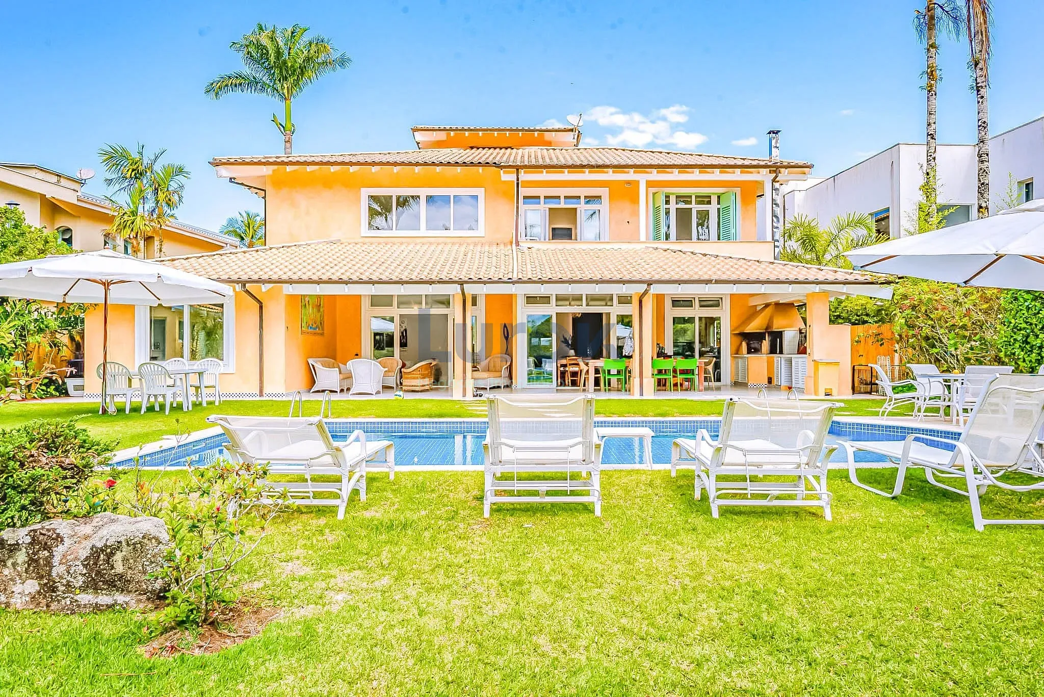 Casa, 5 quartos, 344 m² - Foto 1