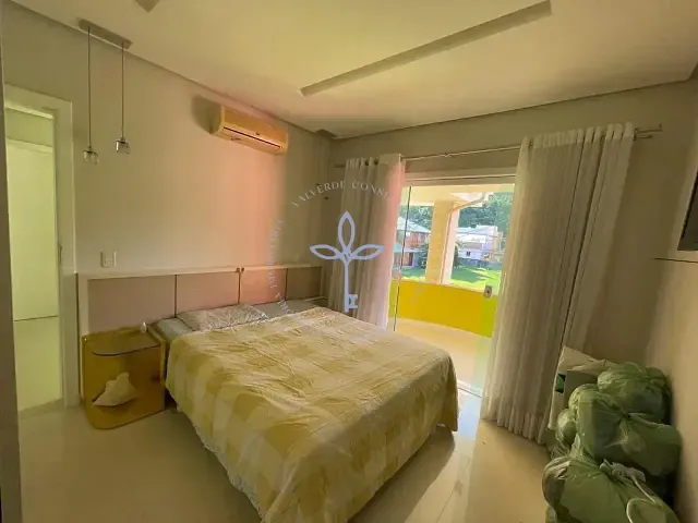 Casa com 370m² 5 quartos e 3 banheiros, à venda, no bairro Sahy em Mangaratiba