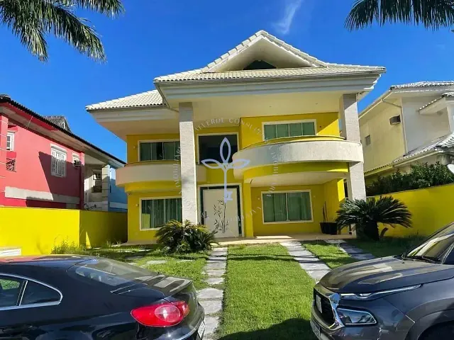 Casa com 370m² 5 quartos e 3 banheiros, à venda, no bairro Sahy em Mangaratiba