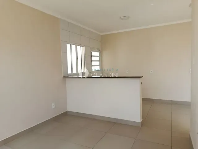 Casa com 200m² 2 quartos e 1 banheiro, para alugar, no bairro Jardim Leonor em Artur Nogueira