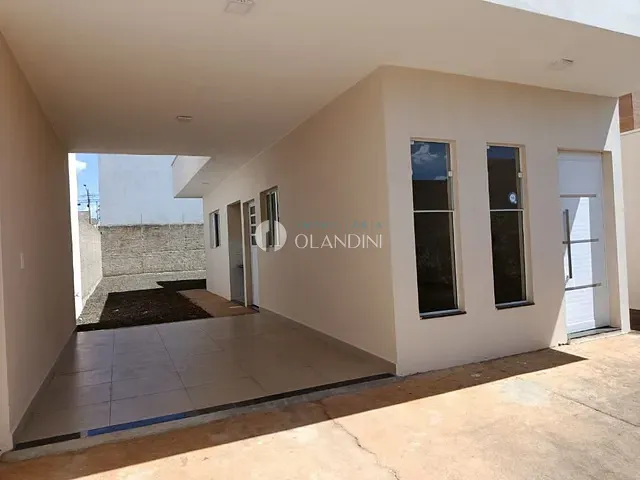 Casa com 200m² 2 quartos e 1 banheiro, para alugar, no bairro Jardim Leonor em Artur Nogueira