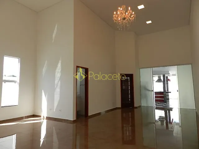 Casa com 524m² 3 quartos e 2 banheiros, à venda, no bairro Nossa Senhora do Perpétuo Socorro em Pindamonhangaba