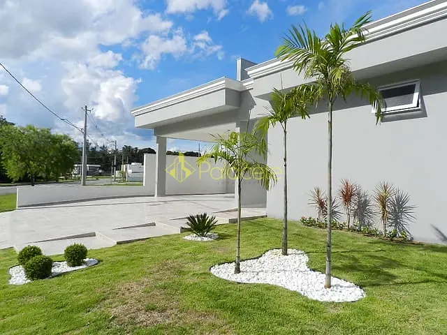 Casa com 524m² 3 quartos e 2 banheiros, à venda, no bairro Nossa Senhora do Perpétuo Socorro em Pindamonhangaba