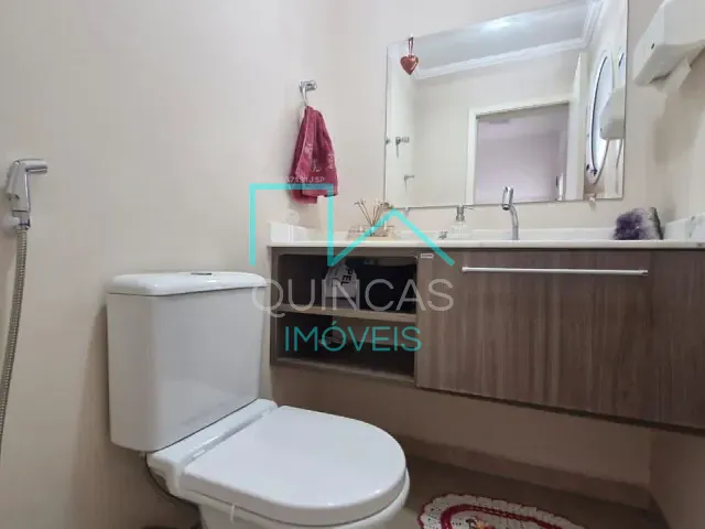 Casa com 200m² 3 quartos e 2 banheiros, à venda, no bairro Medeiros em Jundiaí