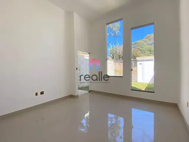 Casa com 455m² 3 quartos e 2 banheiros, à venda, no bairro Chácaras Cachoeira em São José da Lapa