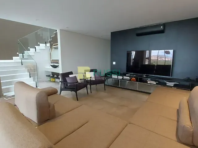 Casa com 900m² 5 quartos e 7 banheiros, para alugar, no bairro Condomínio Residencial Alphaville I em São José dos Campos