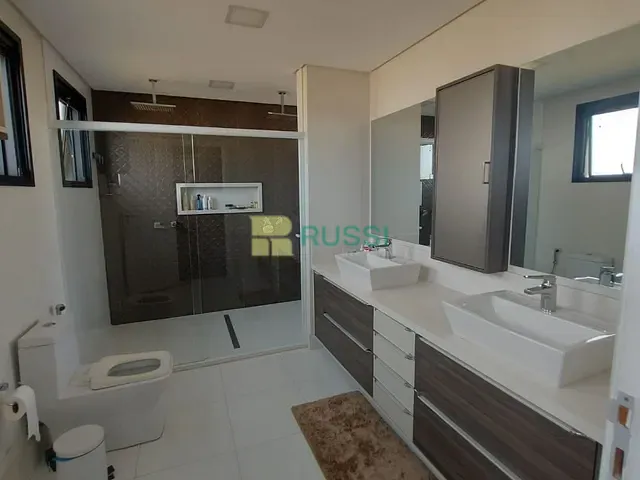 Casa com 900m² 5 quartos e 7 banheiros, para alugar, no bairro Condomínio Residencial Alphaville I em São José dos Campos