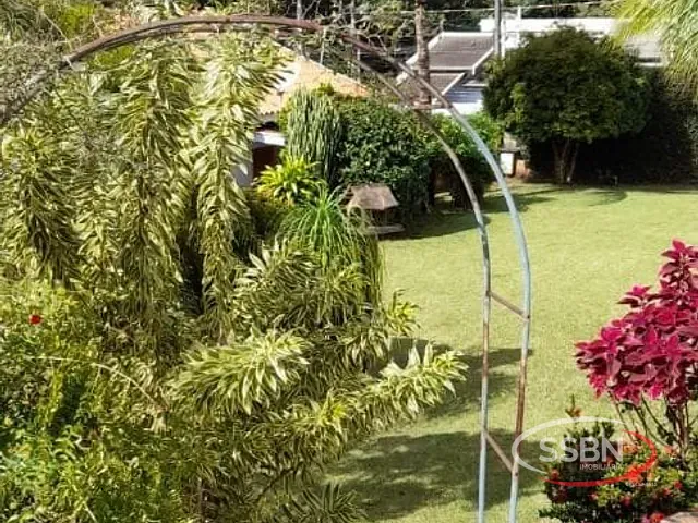Casa com 650m² 3 quartos e 4 banheiros, à venda, no bairro Centro em Nova Odessa