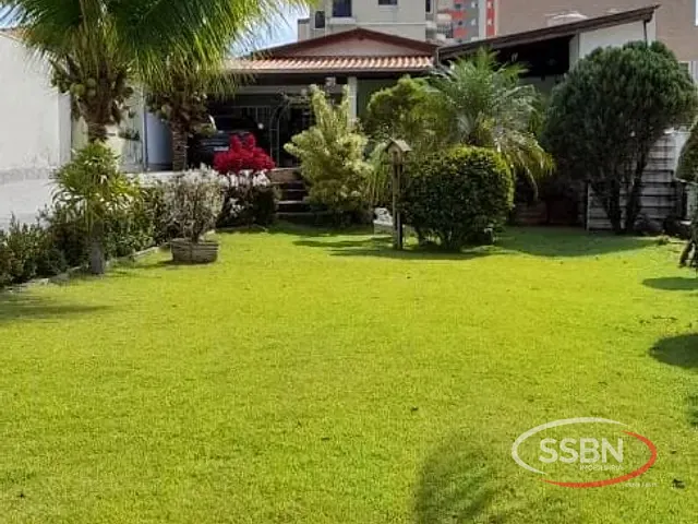 Casa com 650m² 3 quartos e 4 banheiros, à venda, no bairro Centro em Nova Odessa