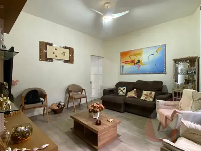 Casa com 183m² 2 quartos e 1 banheiro, à venda, no bairro Solemar em Praia Grande