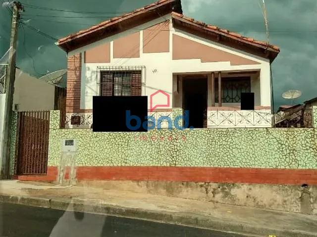 Casa com 270m² 3 quartos e 2 banheiros, à venda, no bairro Vila Alcala em Porto Feliz