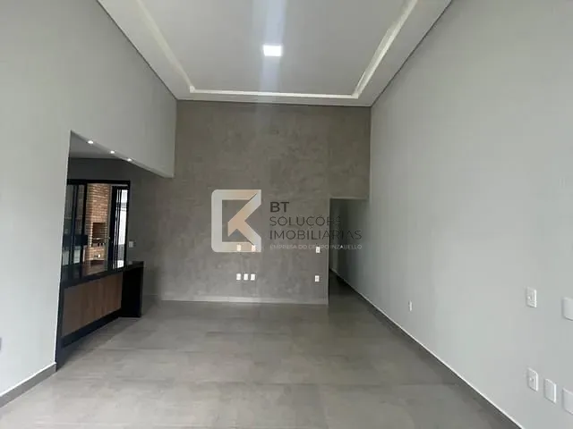 Casa com 200m² 3 quartos e 4 banheiros, à venda, no bairro Vila Rubens em Indaiatuba