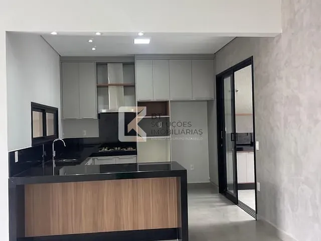 Casa com 200m² 3 quartos e 4 banheiros, à venda, no bairro Vila Rubens em Indaiatuba