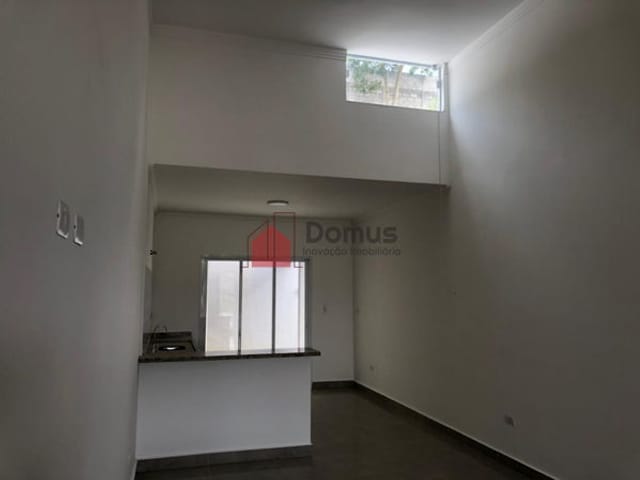 Casa com 200m², à venda, no bairro Vila Prado em Pindamonhangaba